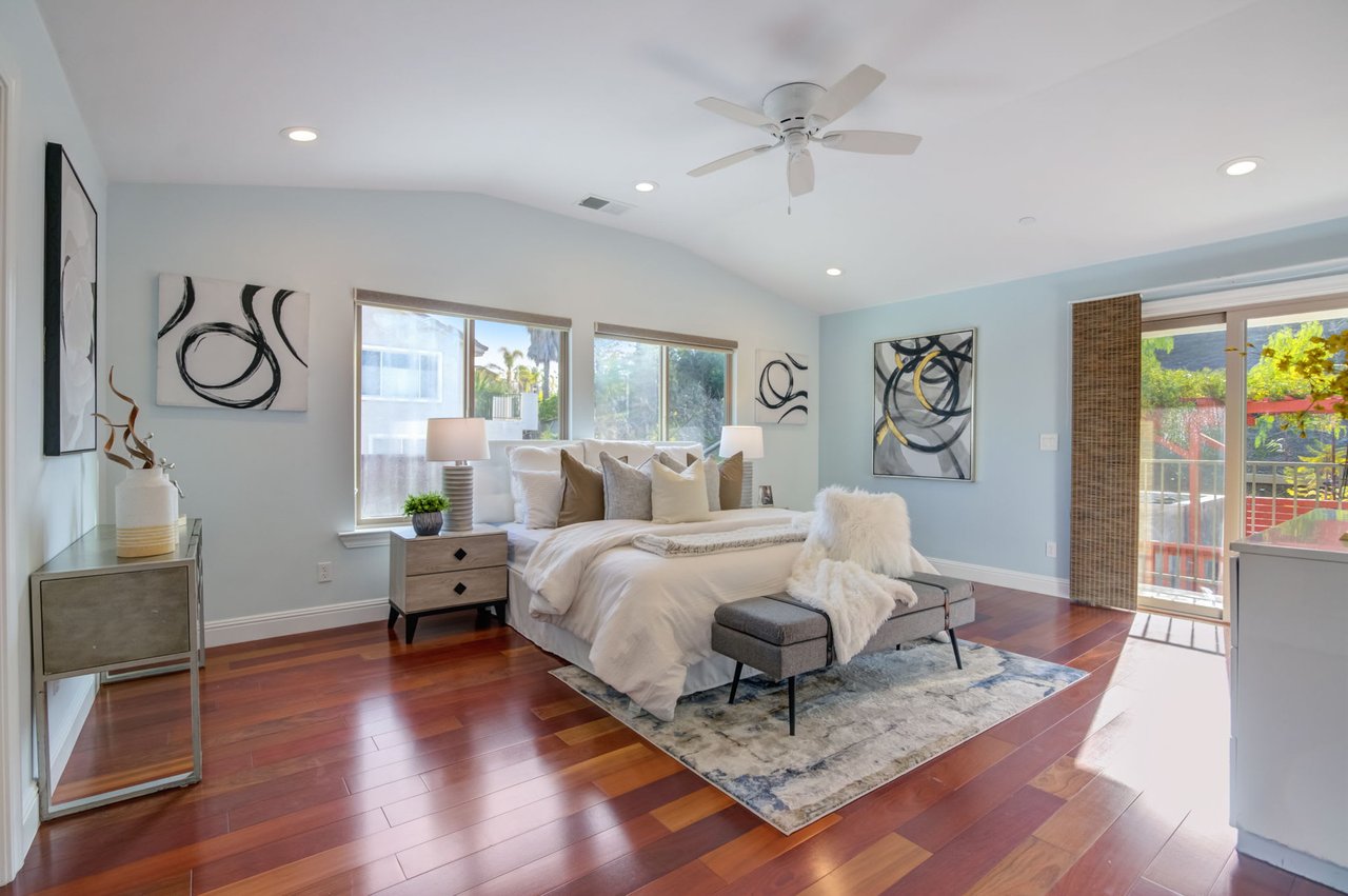 3902 Mars Court