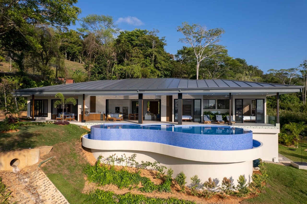 Luxury Estate at Dulce Pacifico