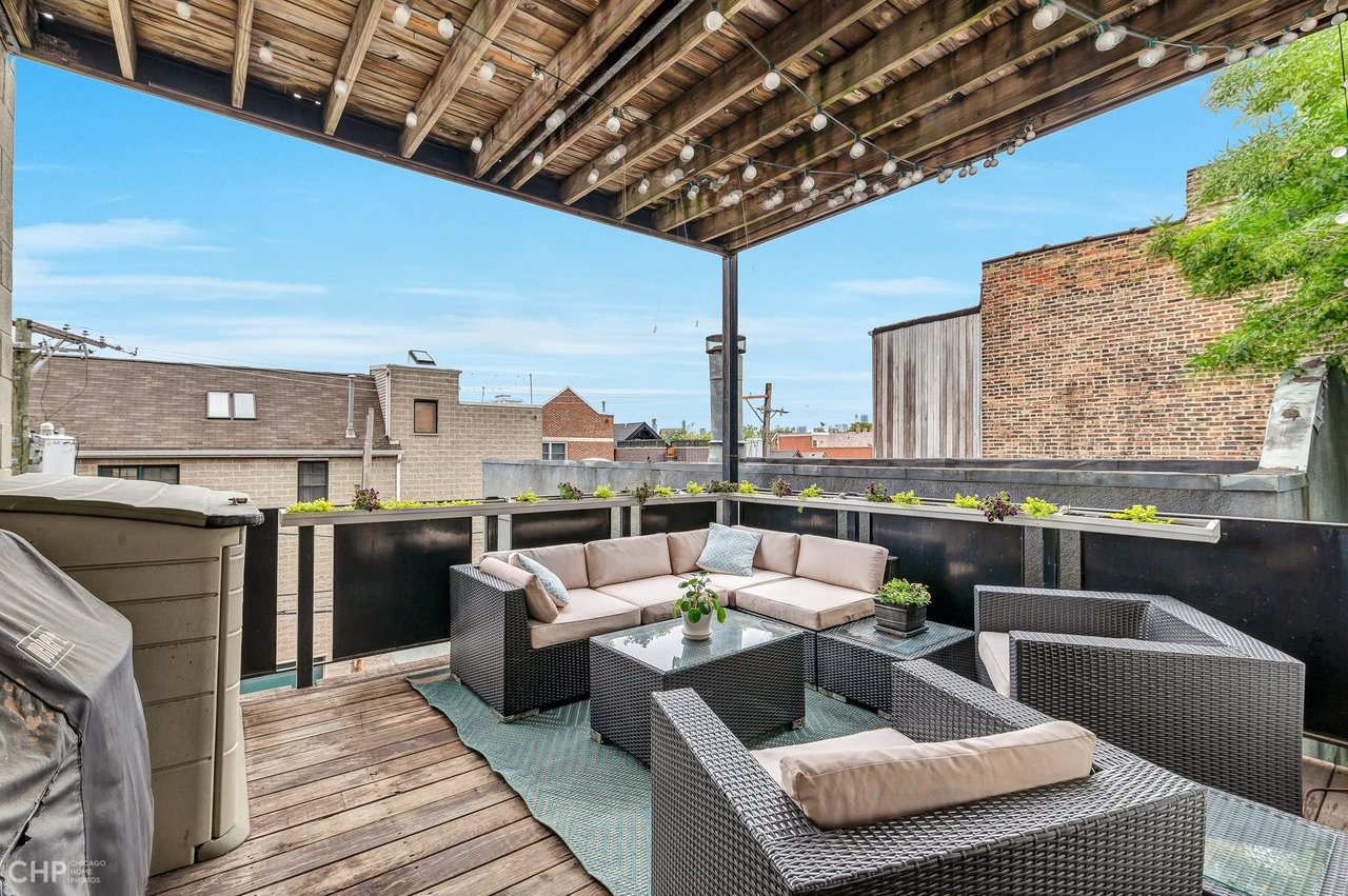 2139 N DAMEN  Avenue, Unit 3