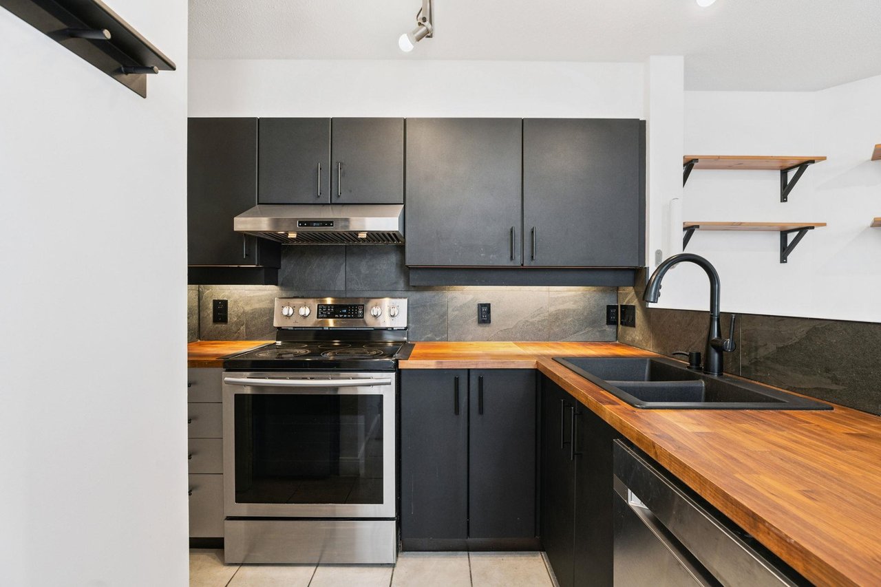 415-10866 City Pkwy