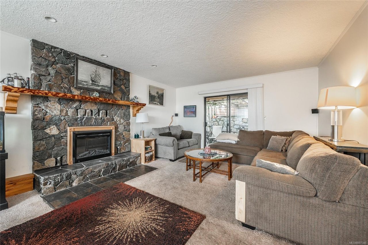 935 Lakeview Ave