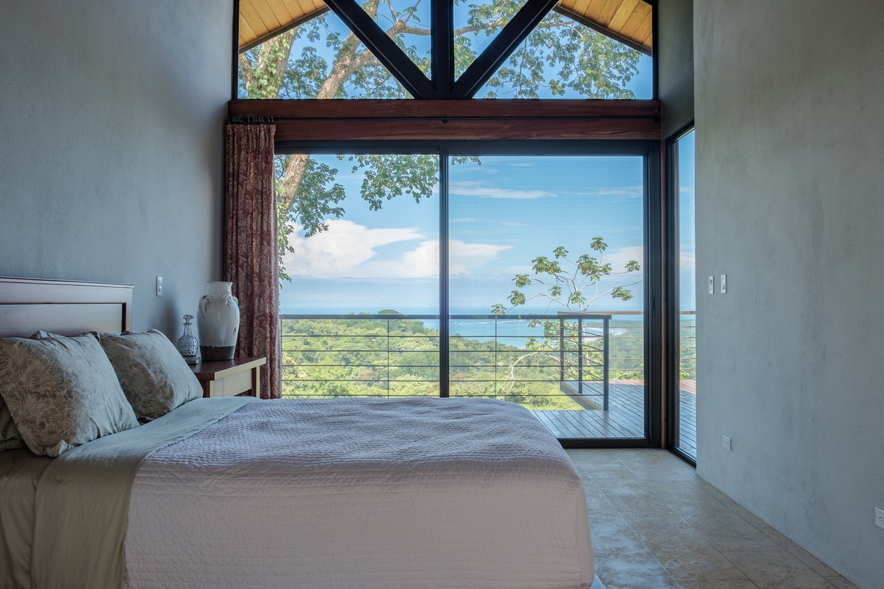 Luxury Infinity Pool Property, Uvita, Puntarenas