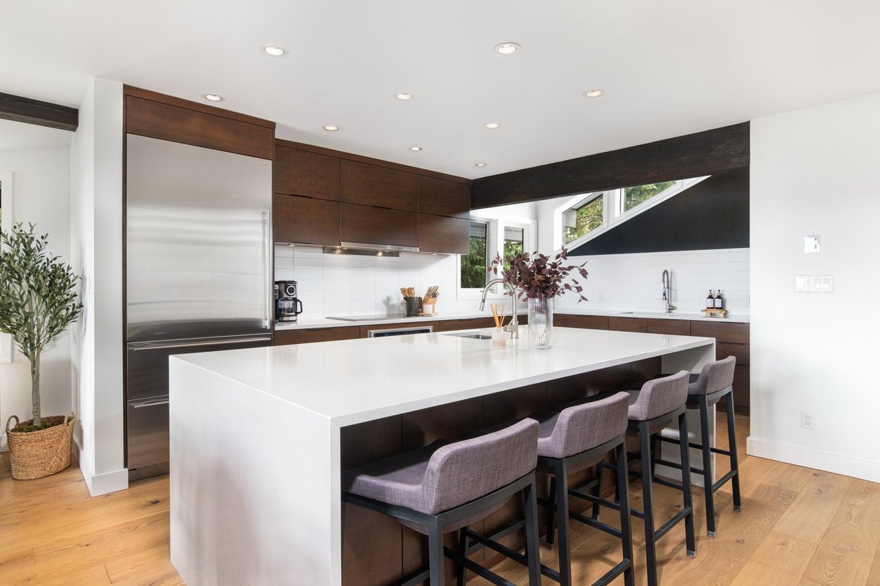 3369 Panorama Ridge