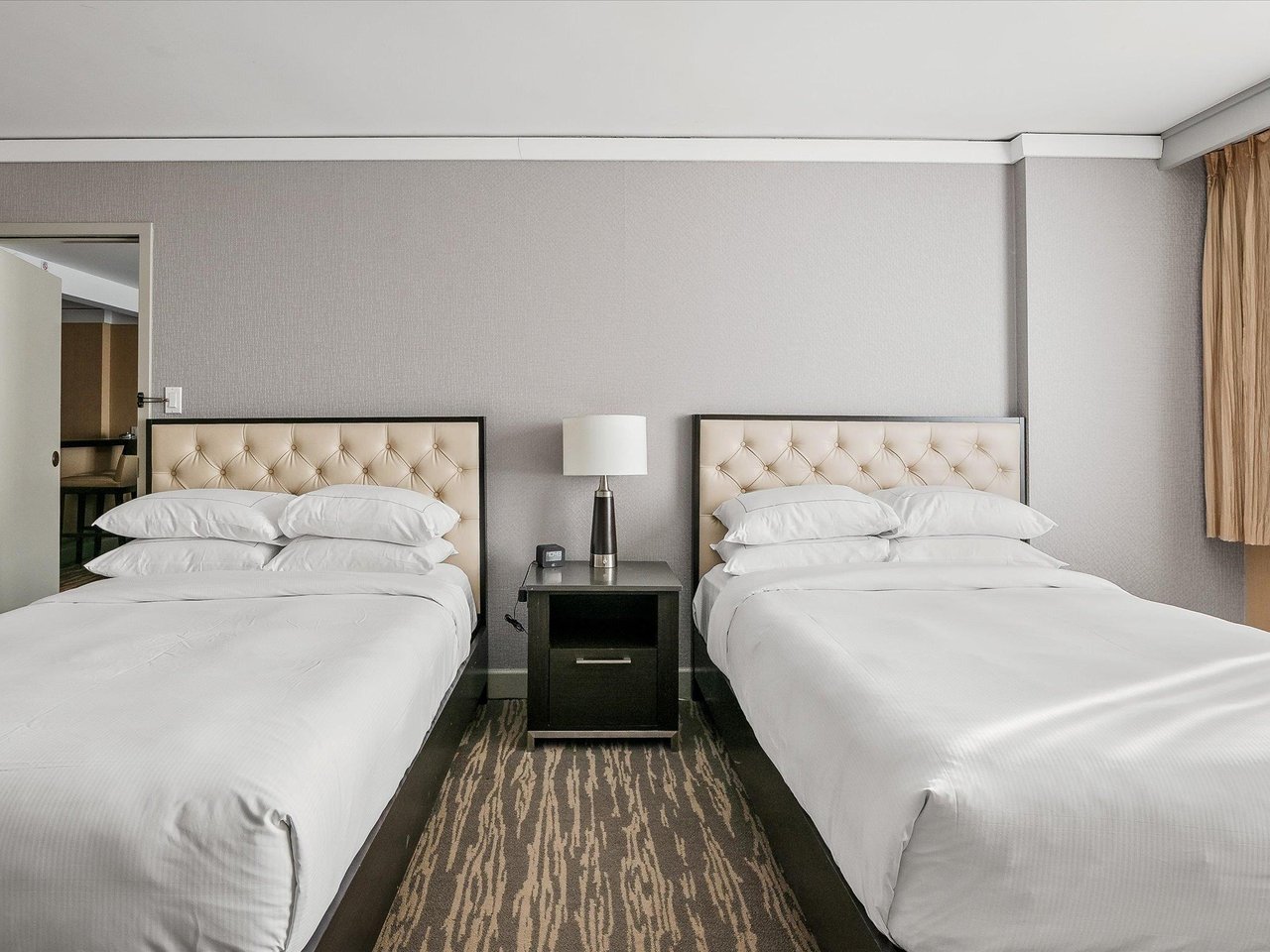 502/504-4050 Whistler Wy