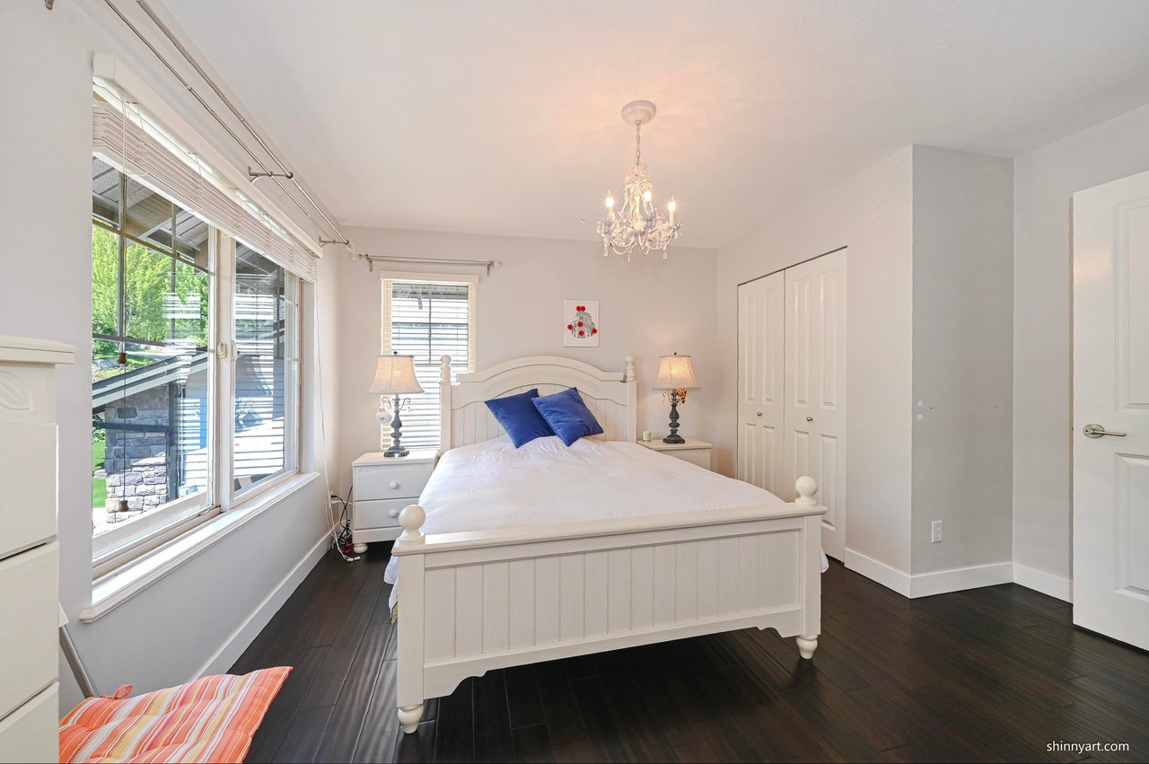 148 Maple Dr