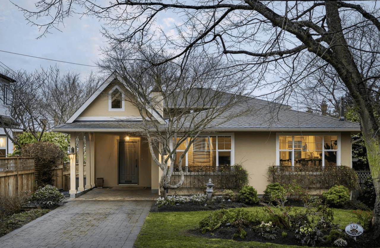 389 Sunset Ave