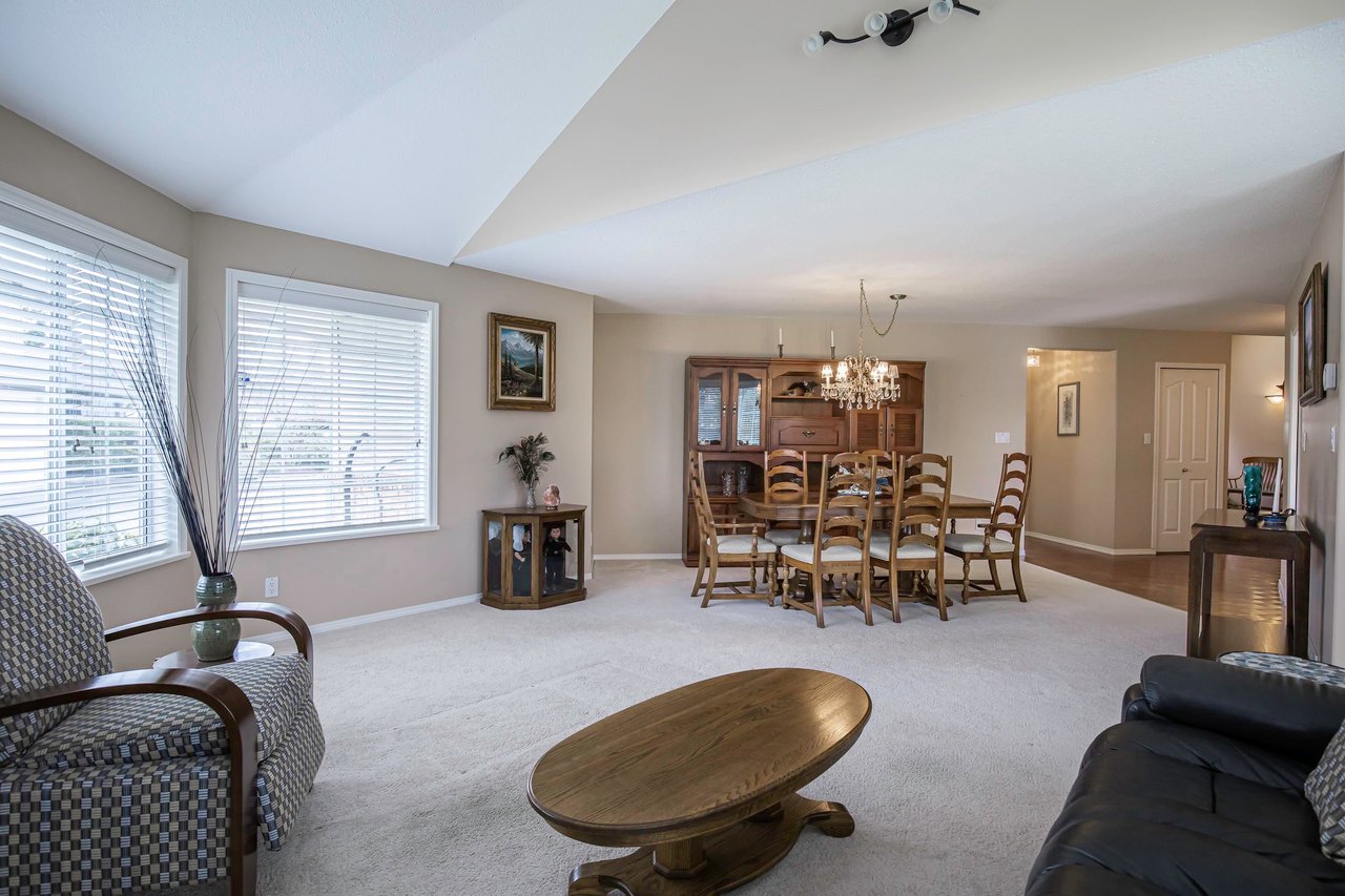108-2513 W Bourquin Cres