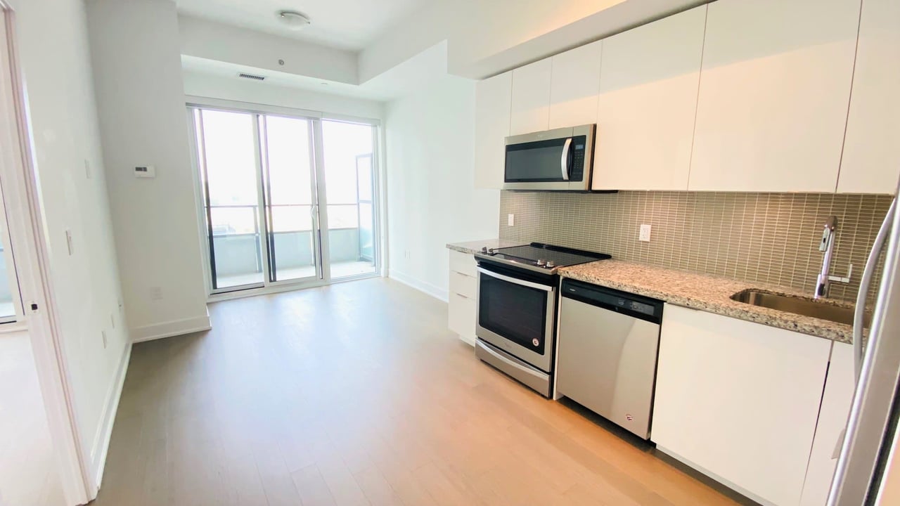 20 Shore Breeze Dr Unit: 903