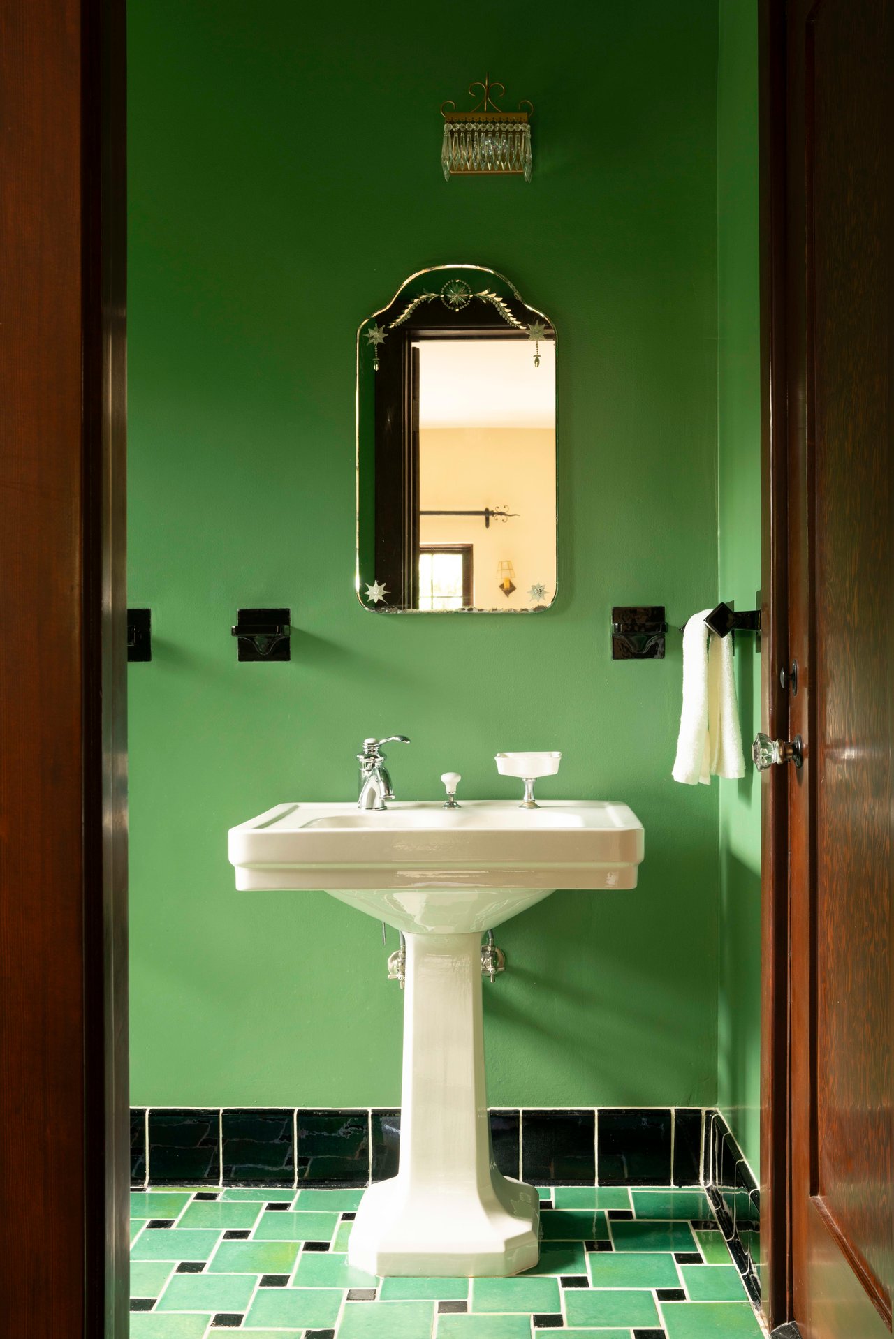 :: Sold :: The John Show Ranch Estate, Builder, L. G. Knipe, 1928