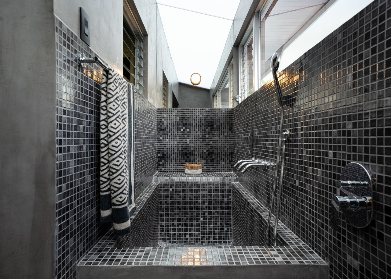 Designer Estate With Sauna, Escazu, San Jose