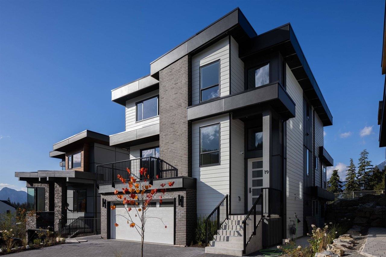 19-3385 Mamquam Rd