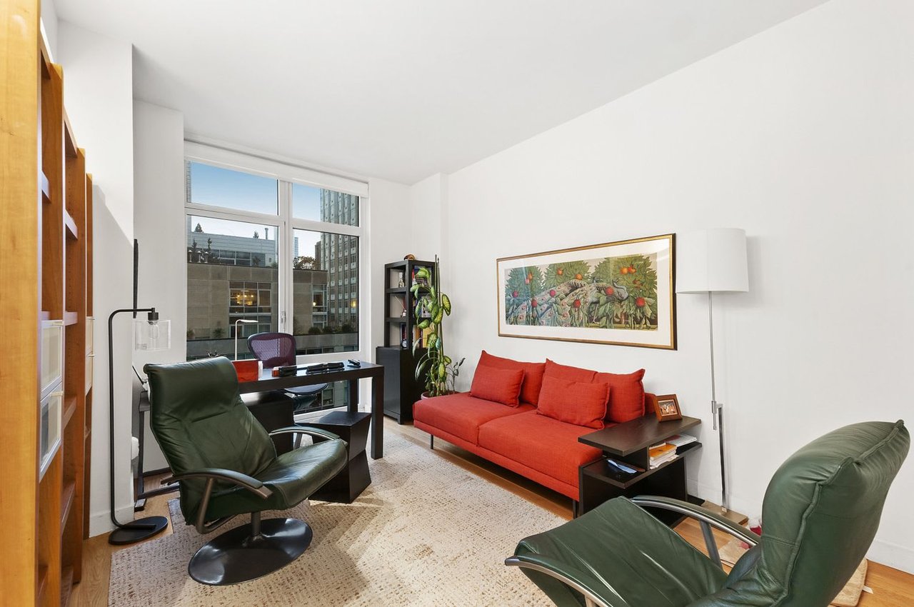 555 W 59th St, Unit 10B