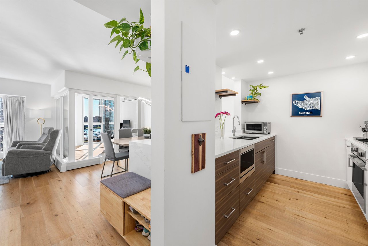 903-238 Alvin Narod Mews