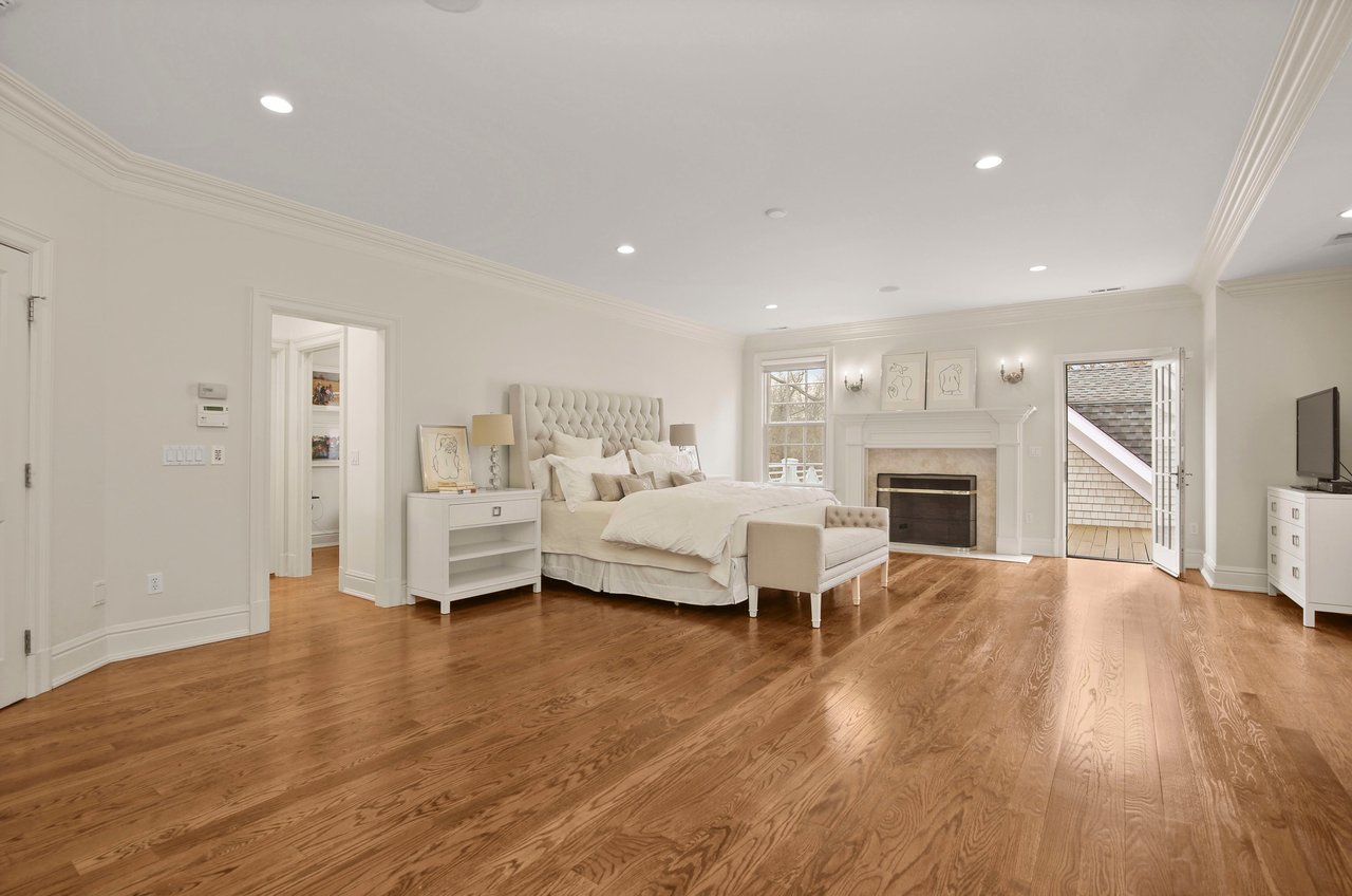 3 Glenwood Lane