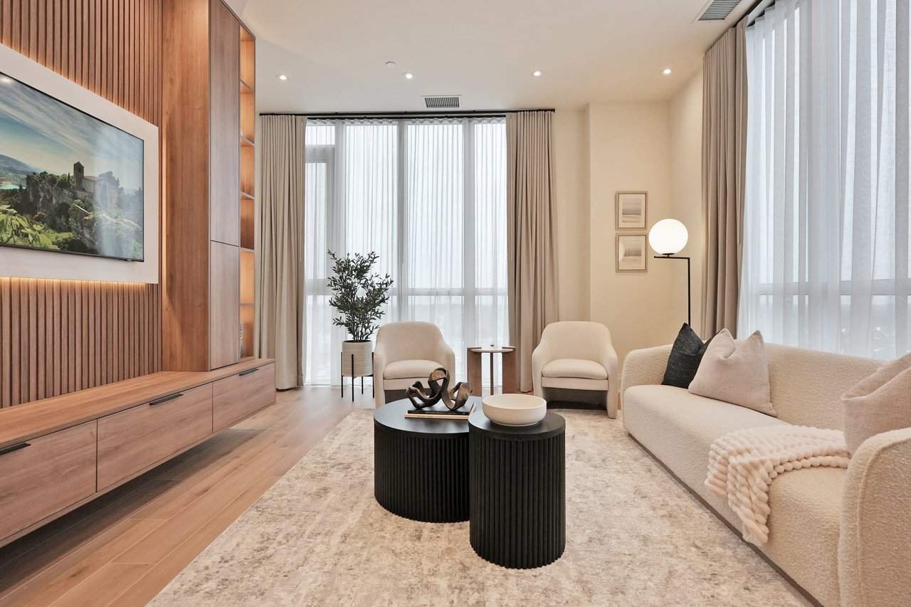 509 Dundas St W Unit: PH14
