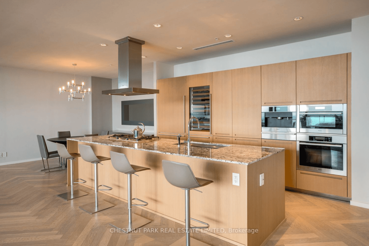 Suite 5302- 180 University Avenue