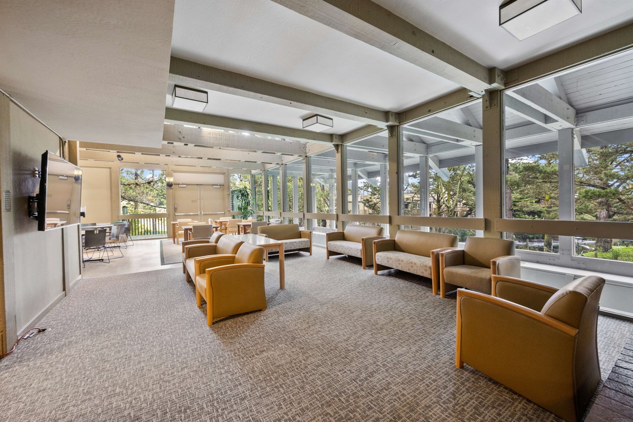 397 Imperial Way #210, Daly City