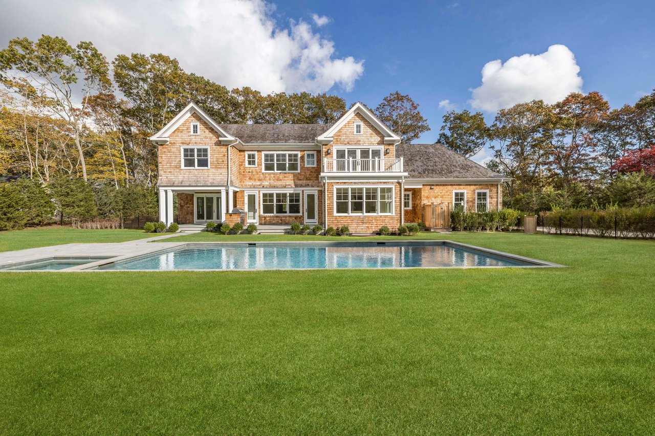 1378 Deerfield Road, Water Mill