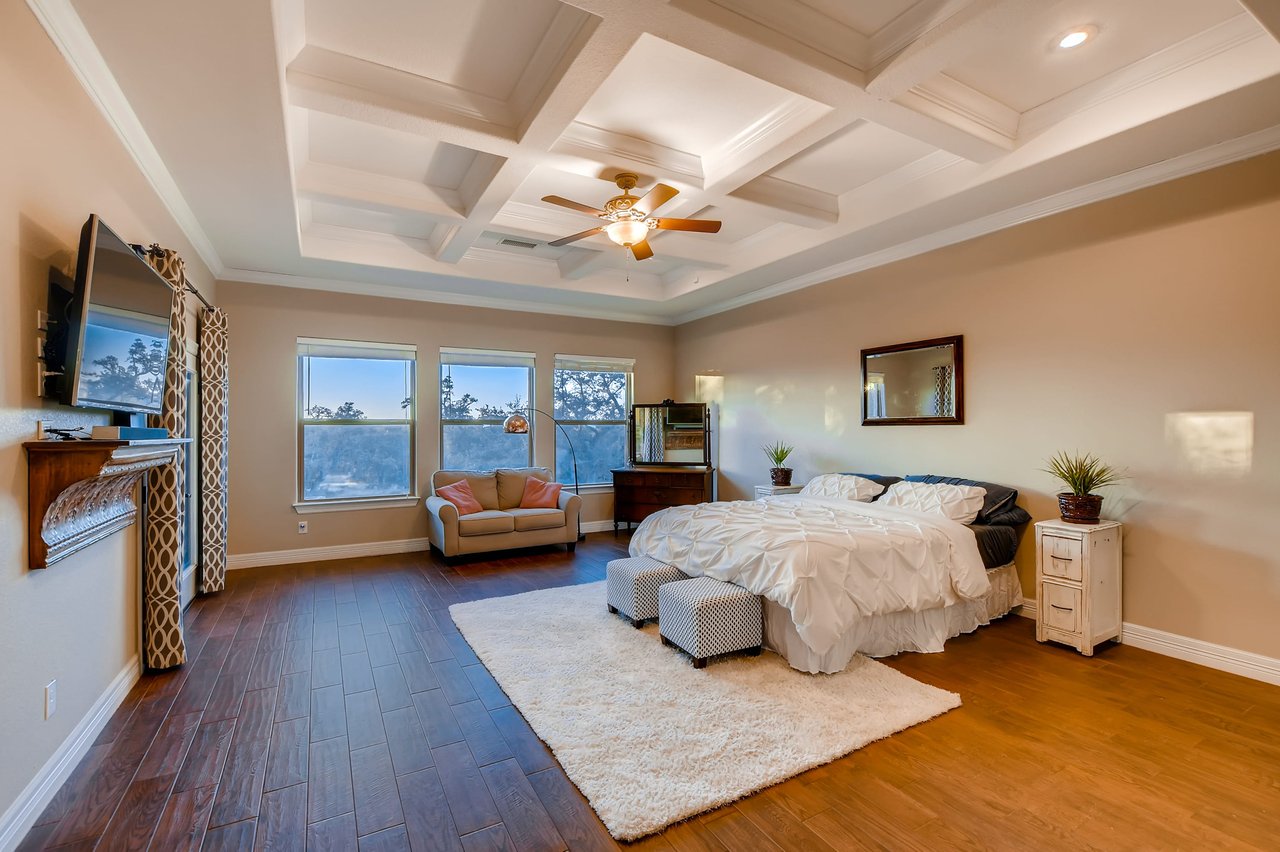 252 Island Oaks Lane
