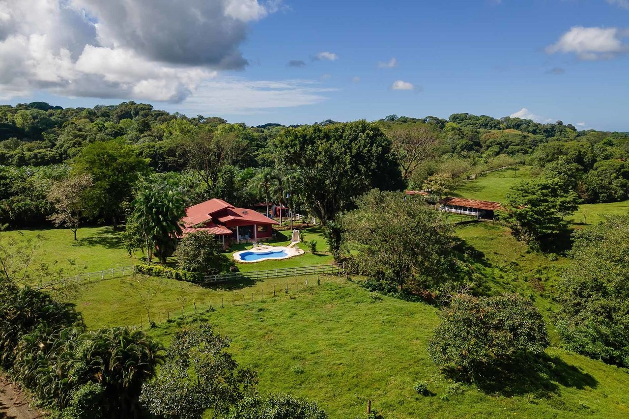Mountain View Equestrian Ranch, Manuel Antonio, Puntarenas