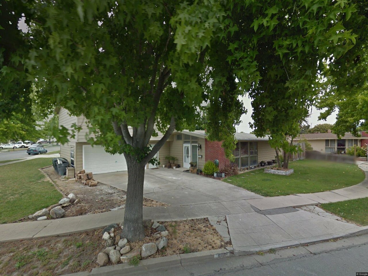 501 Polk Cir