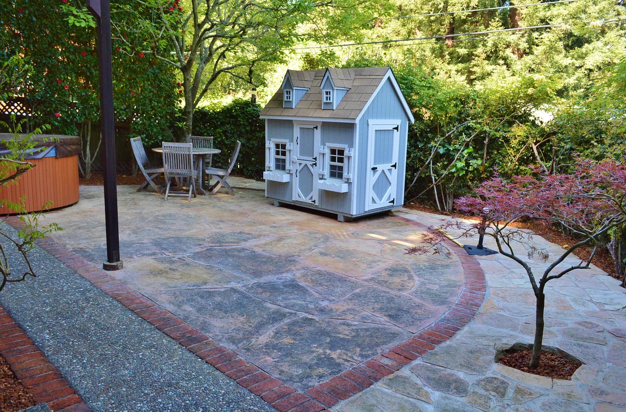 52 Piedmont Road, Larkspur