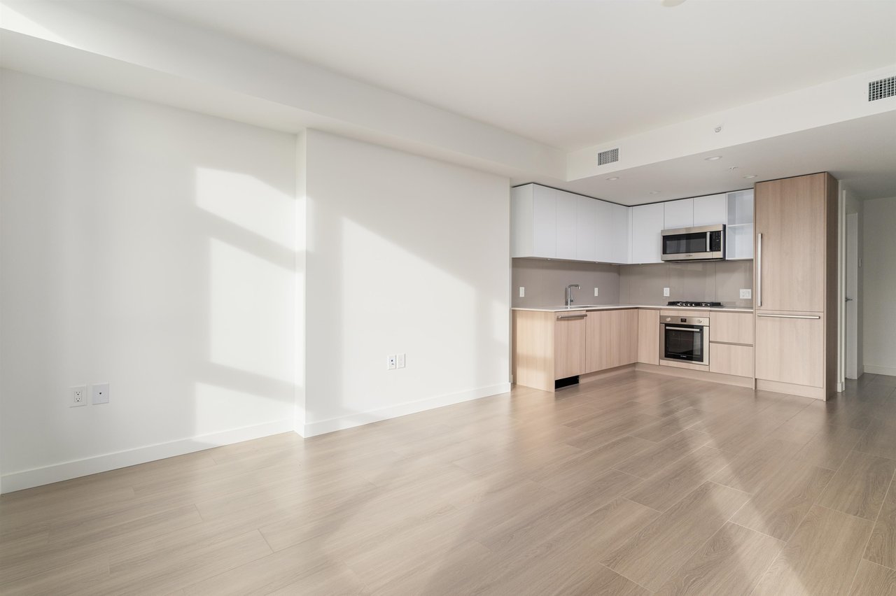 1211-618 Carnarvon St