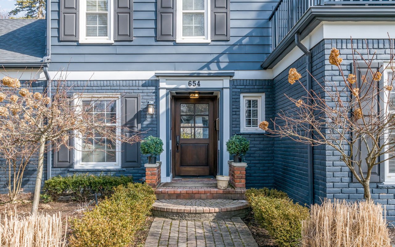 654 Hamilton Road