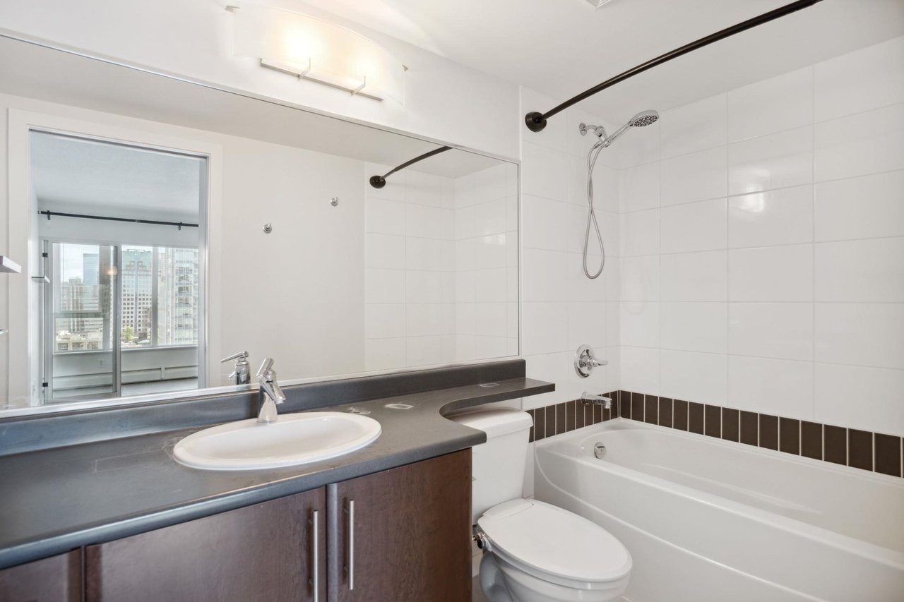 2307-688 Abbott Street, Vancouver