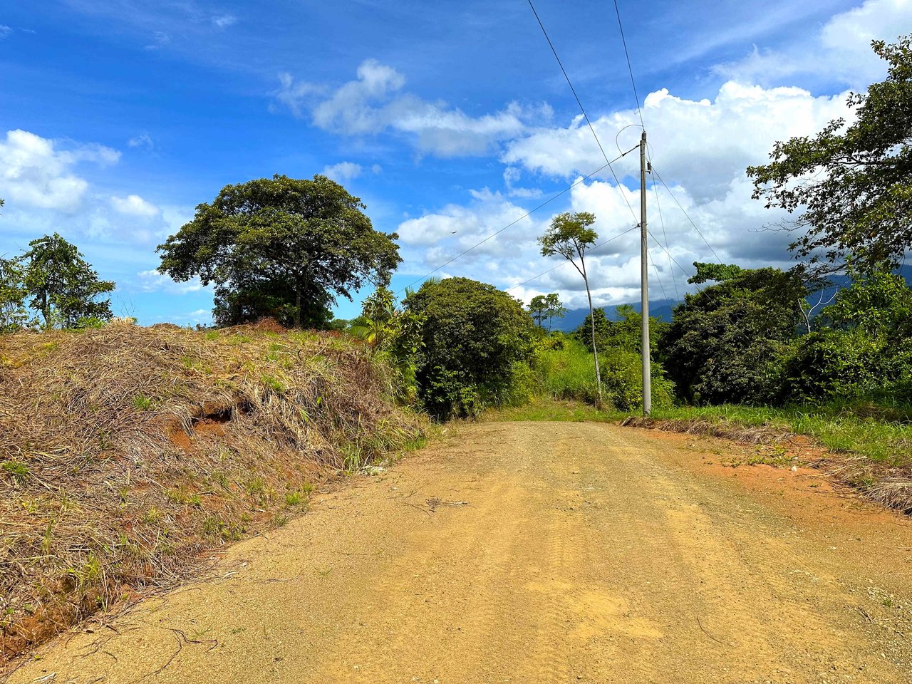 2 Acres Property with 360 Panoramic Views!