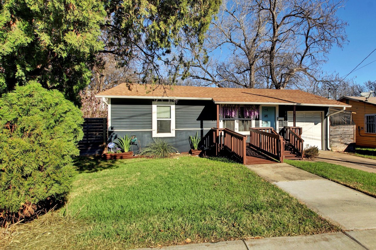 1412 Webberville RD