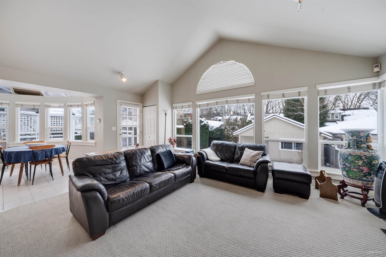 3650 W King Edward Ave
