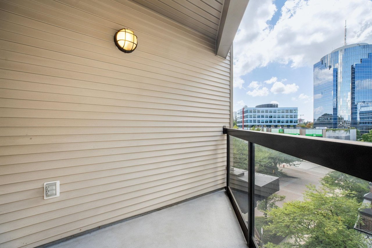 415-10866 City Pkwy