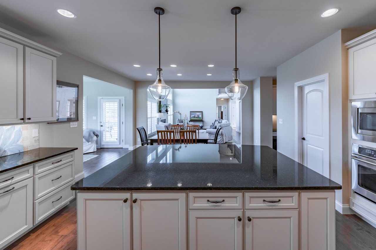 Newer Construction Minutes from Bellerive Country Club