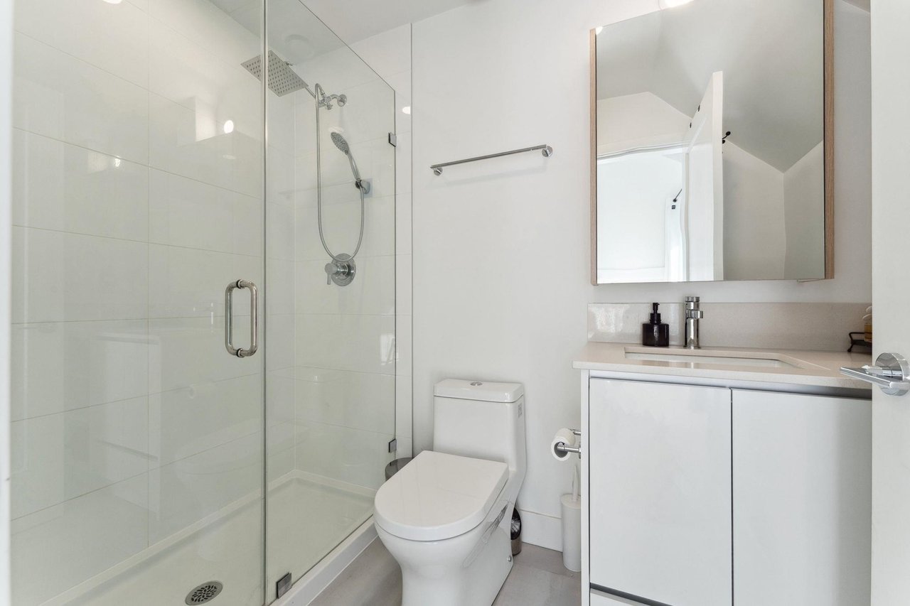 212-1306 Laval Square