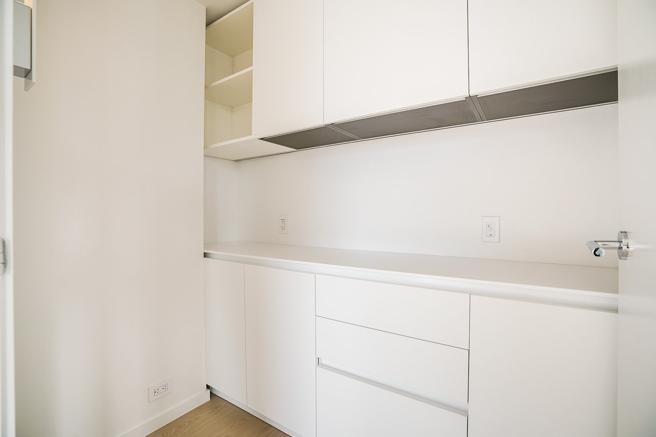 1171 Jervis St, #802
