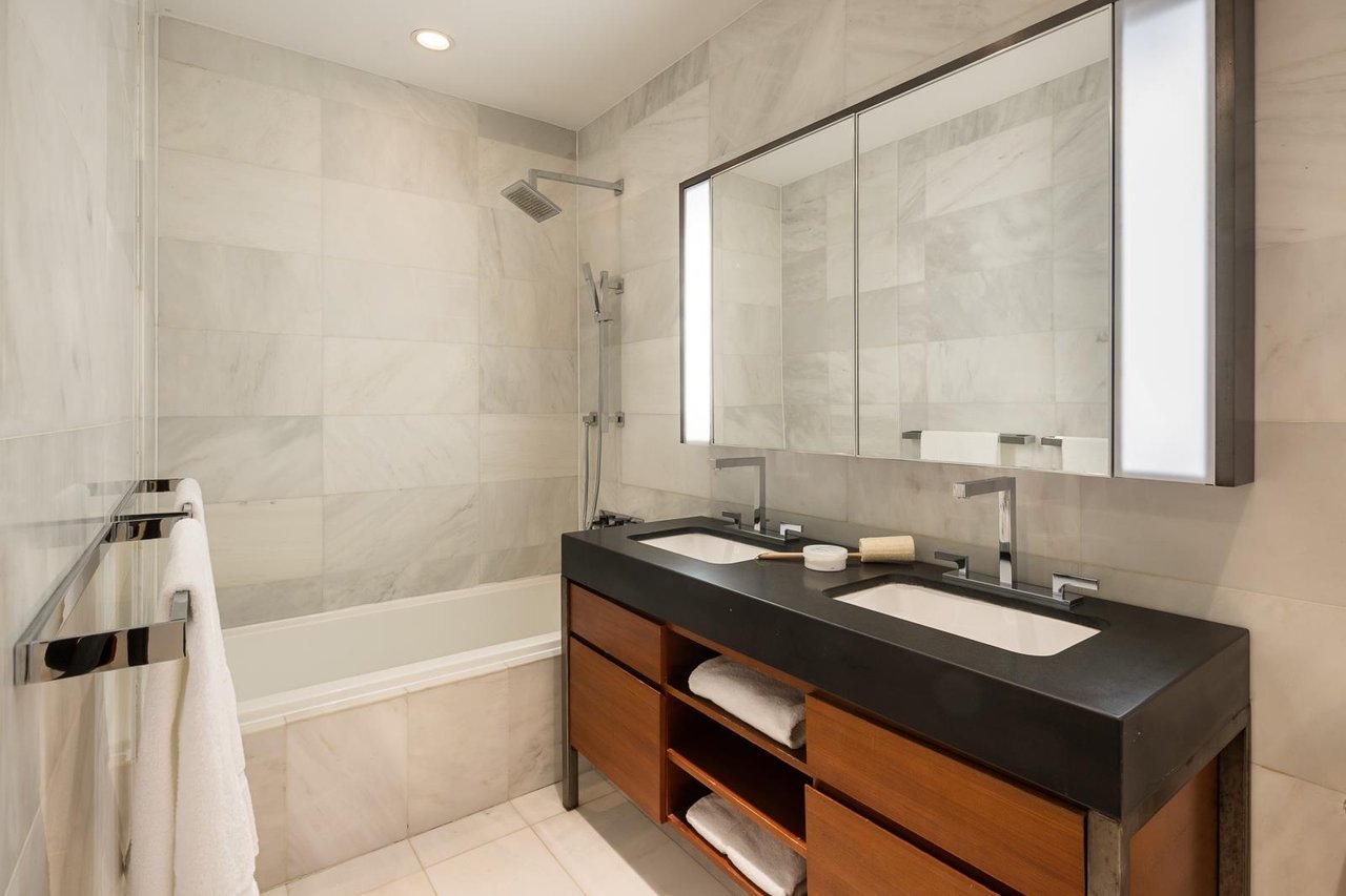 75 Wall Street, Apt 29-Q