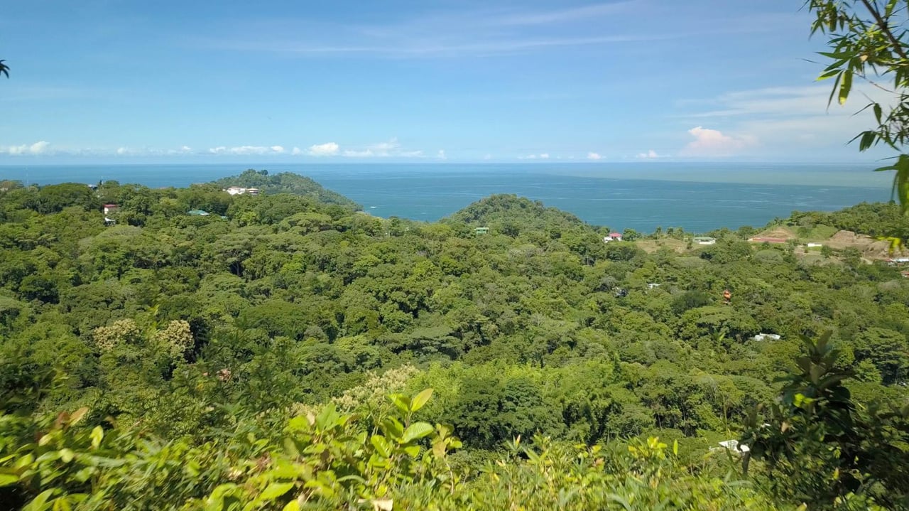 205 Acre Ranch W. Unsurpassed Ocean Views Right in Manuel Antonio!