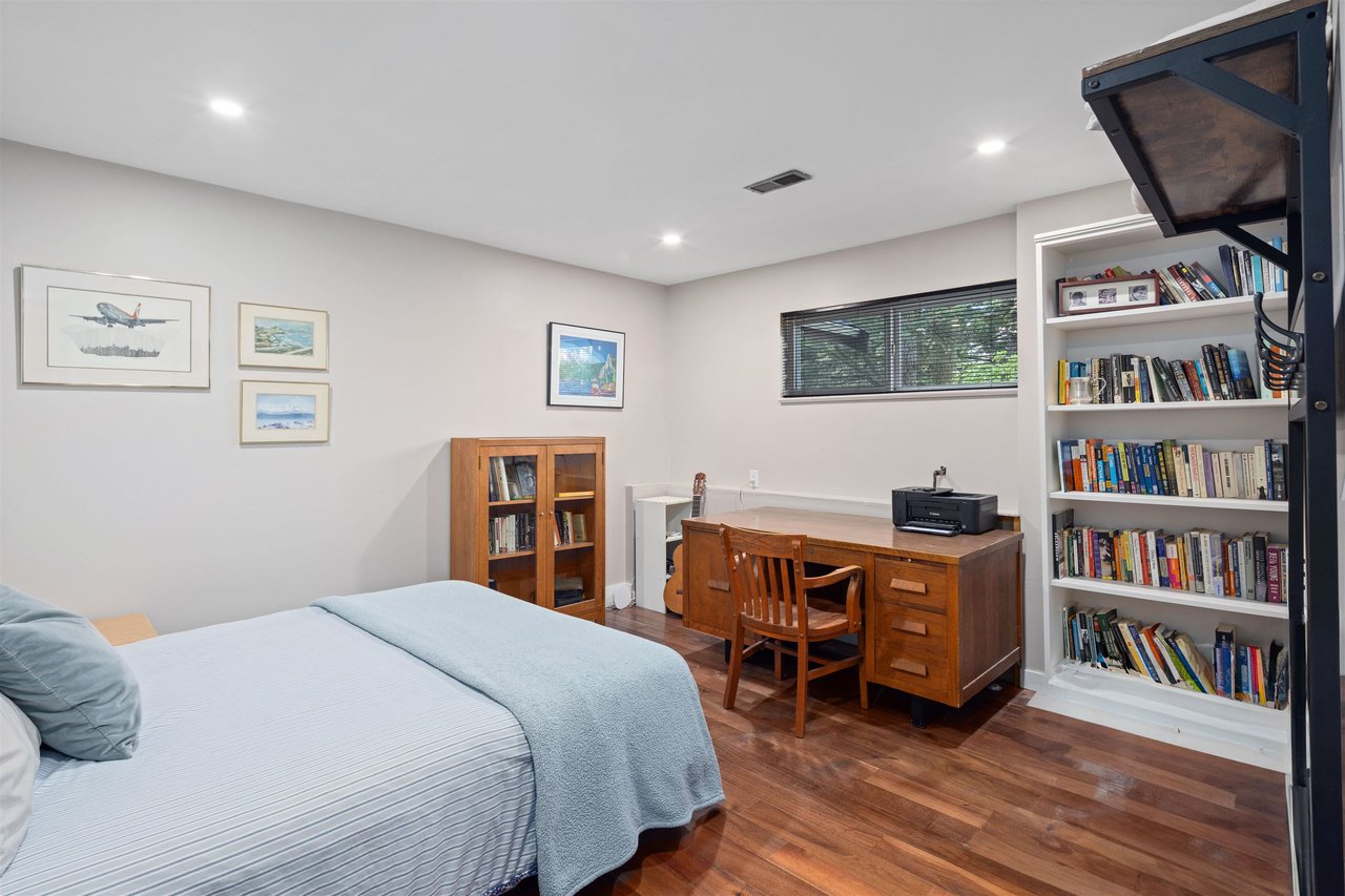 2544 Orkney Wy
