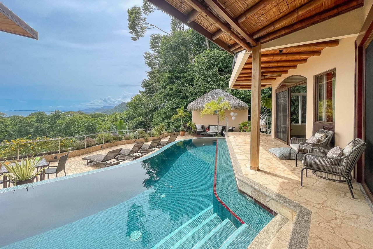 VILLA TUCAN TANGO: TROPICAL LUXURY HOME IN GATED COMMUNITY ABOVE DOMINICALITO