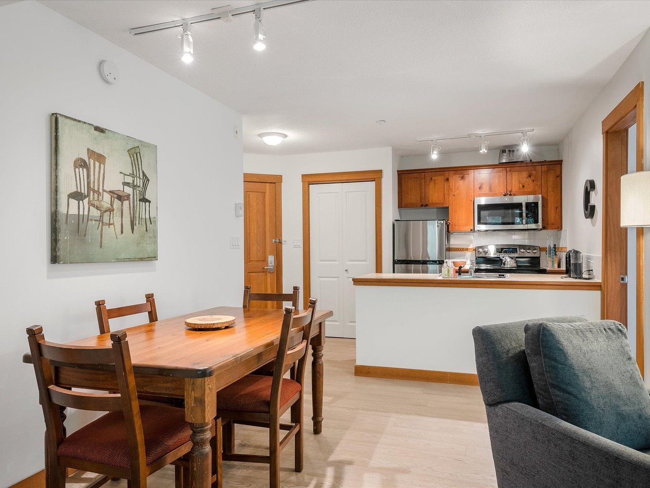 325-4660 Blackcomb Wy