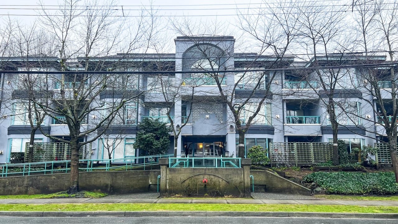 101-1966 Coquitlam Ave