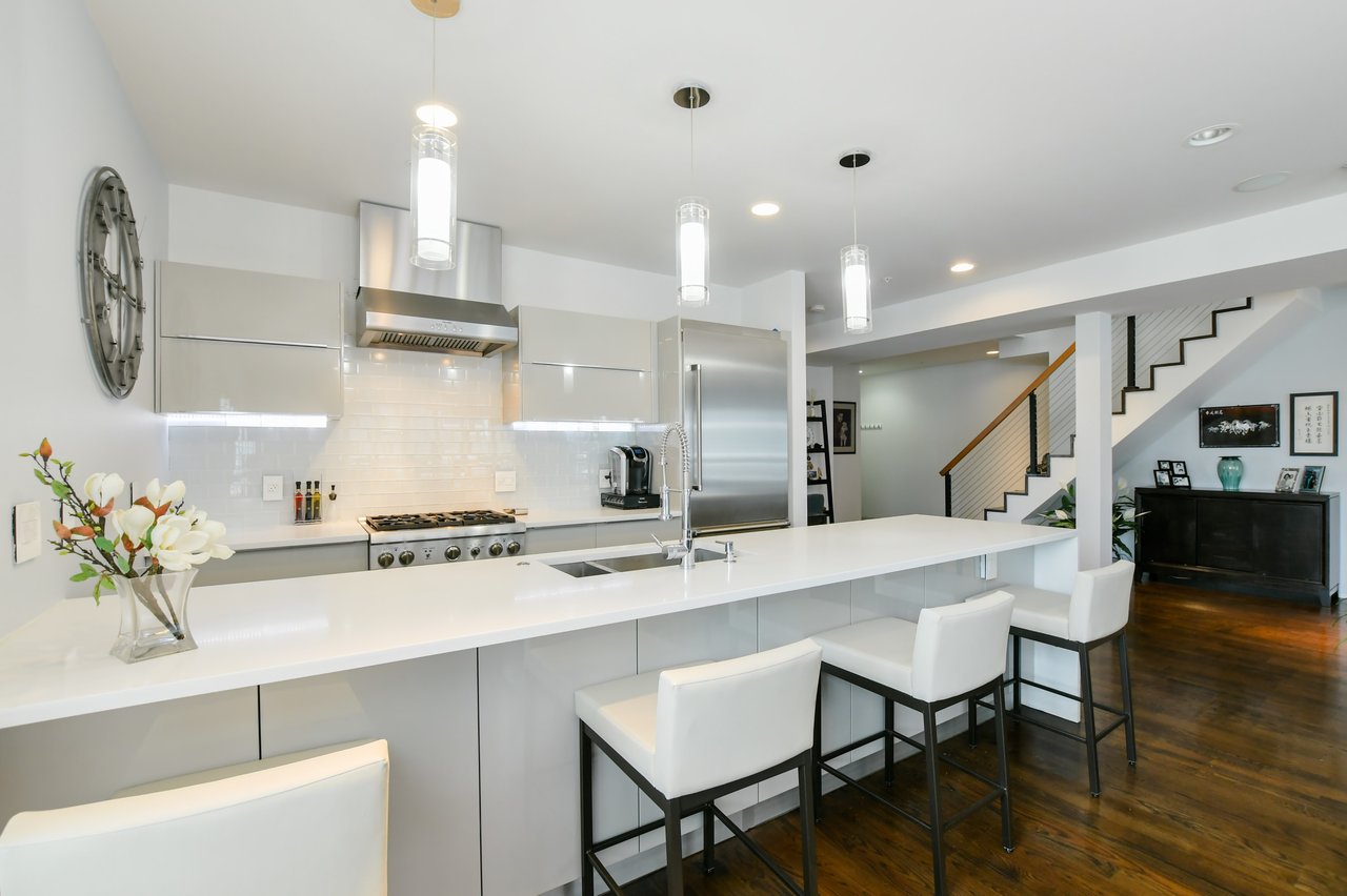 687 E 2nd Street #9