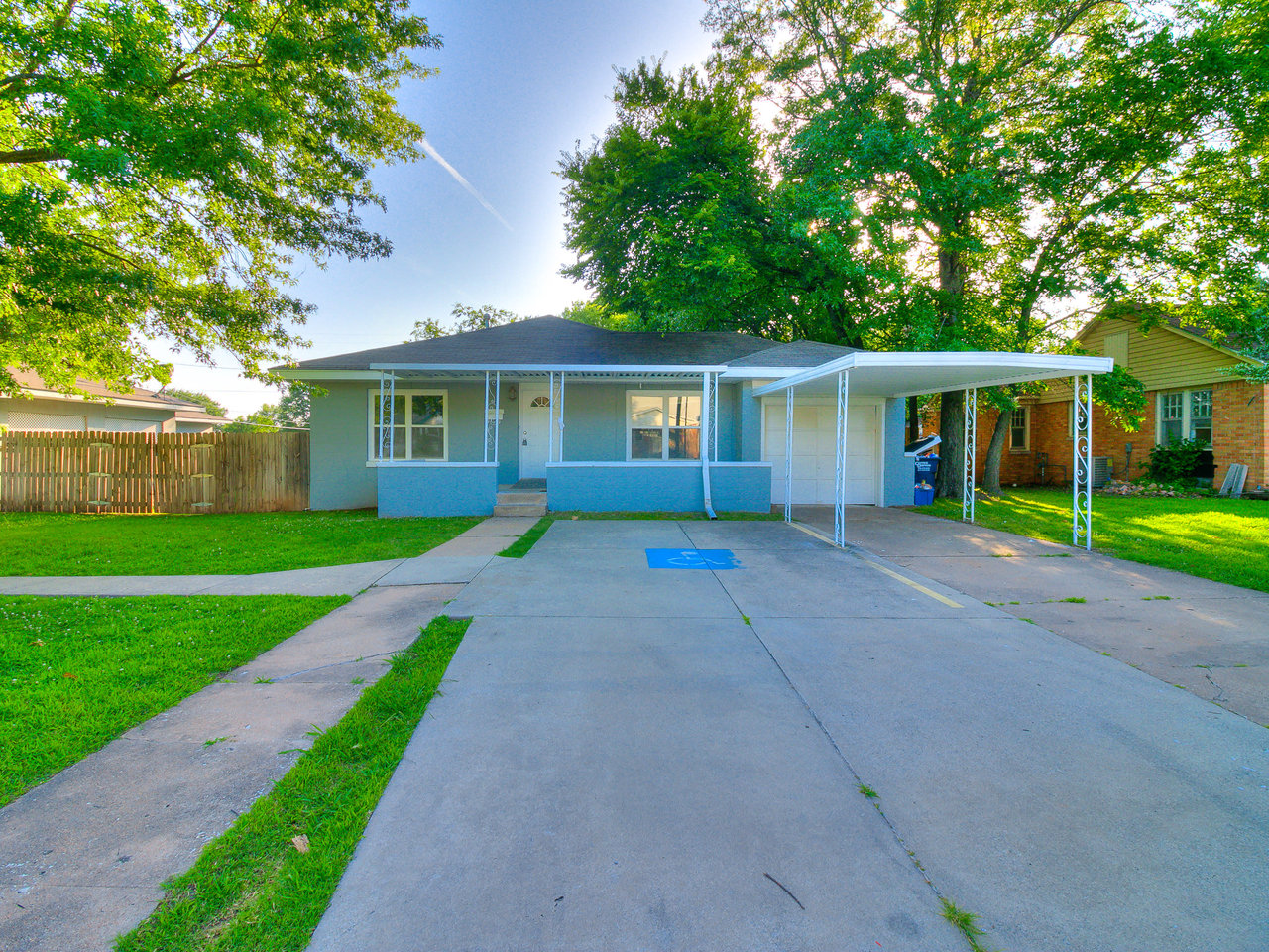 1804 N Park Ave.