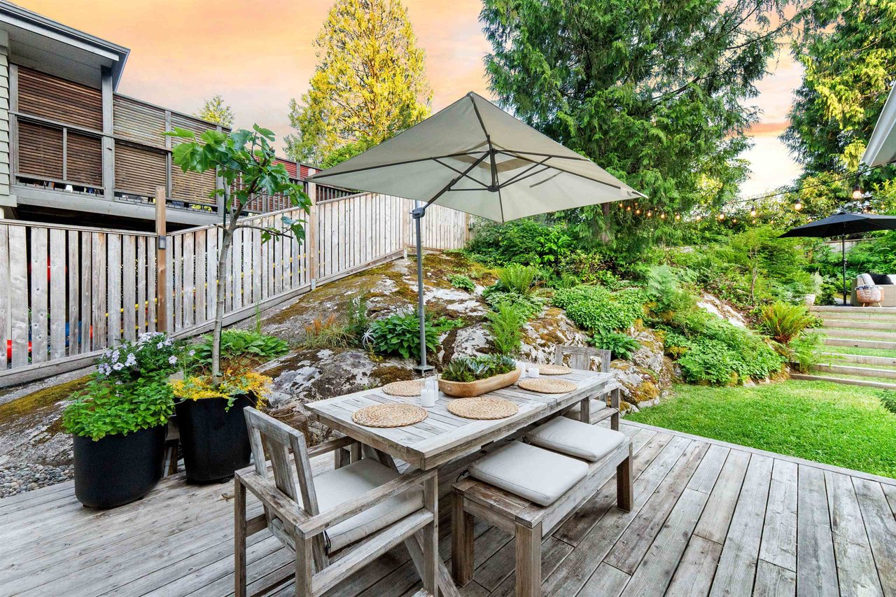 4365 Raeburn Street, North Vancouver