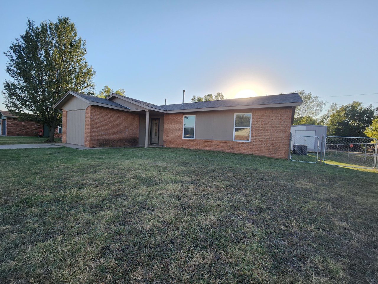 1518 Pecan Grove
