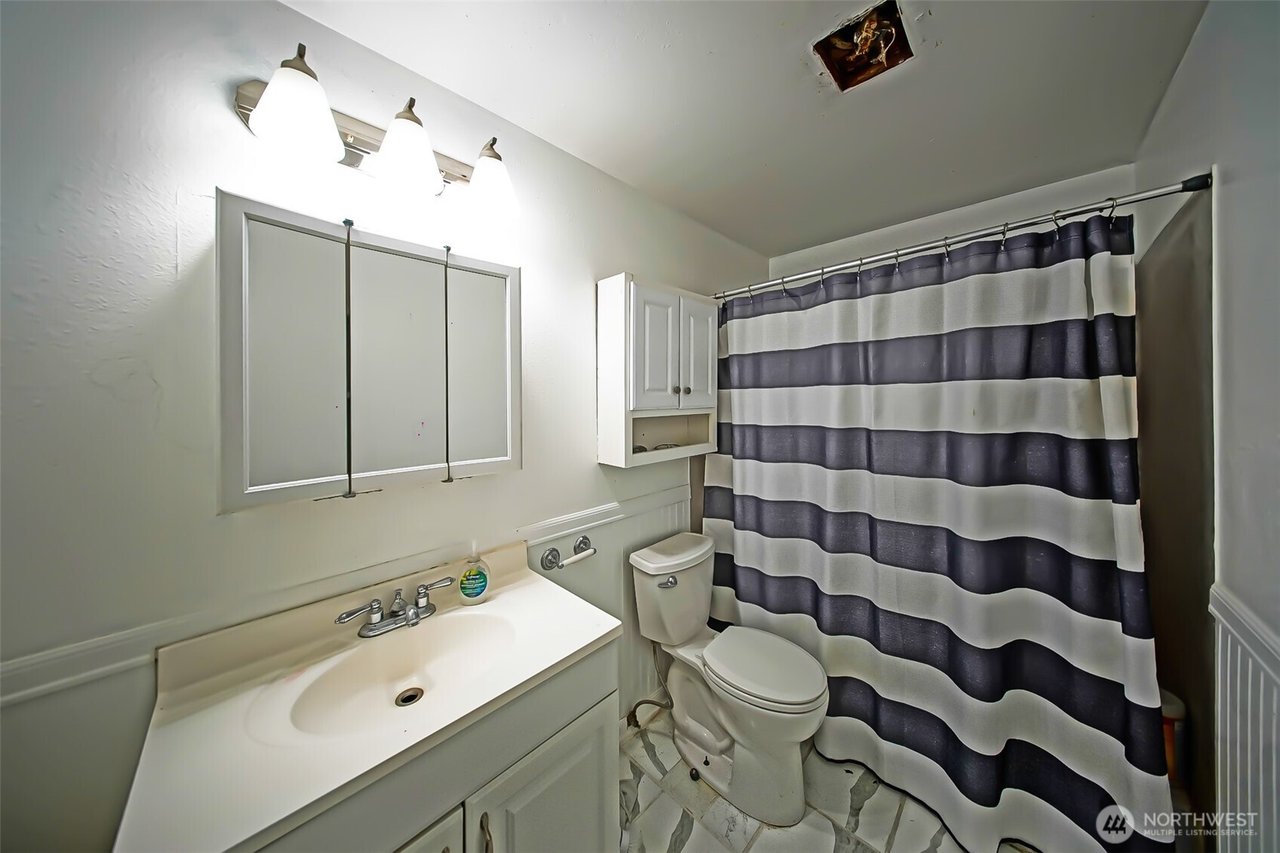 513 E 78th Street, Tacoma
