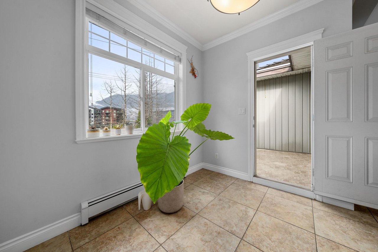 38131 Harbour View Pl