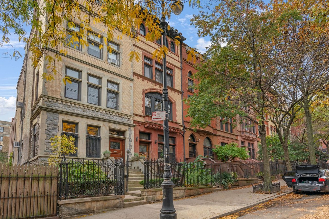 452 W 144th St