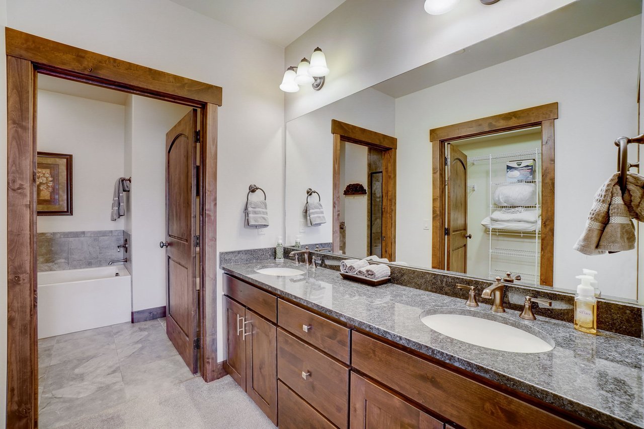 1291 W Black Rock Trail #H